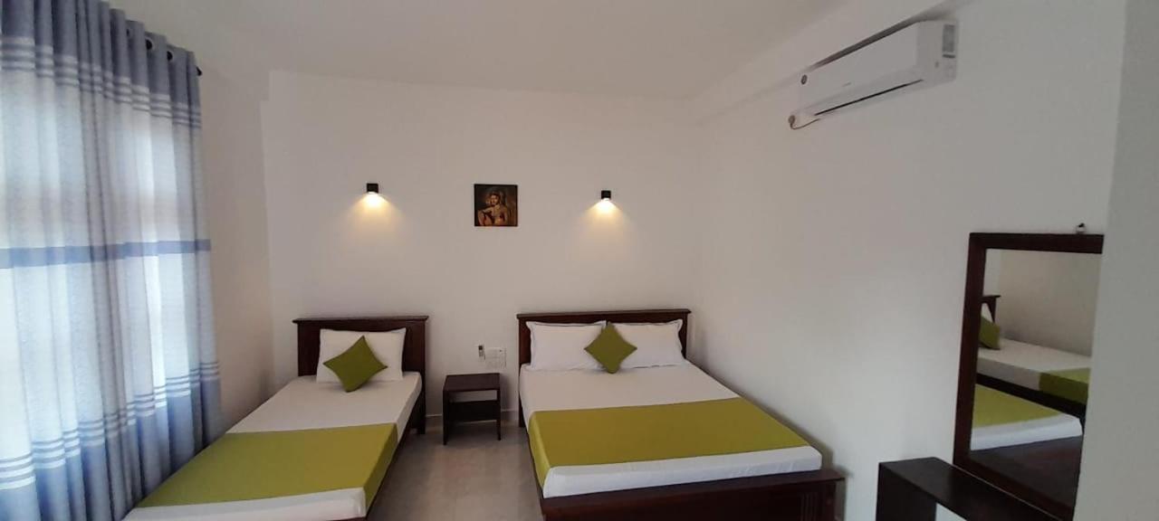Lake Edge Resort Anuradhapura Exterior foto