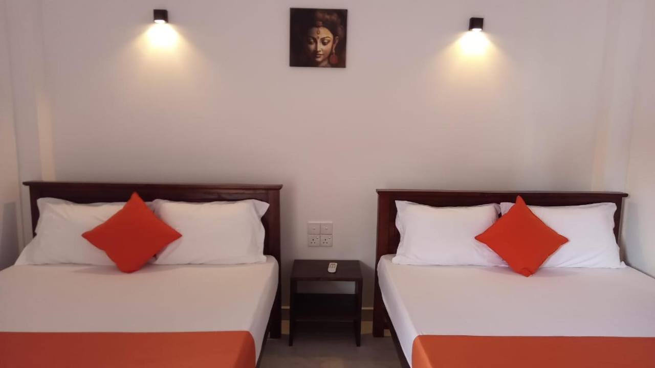 Lake Edge Resort Anuradhapura Exterior foto
